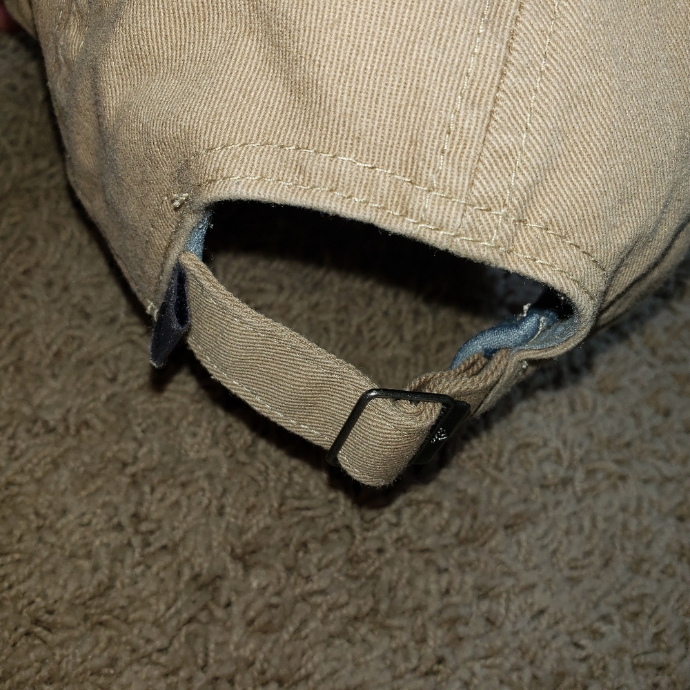 Hat - Picture 3 of 4